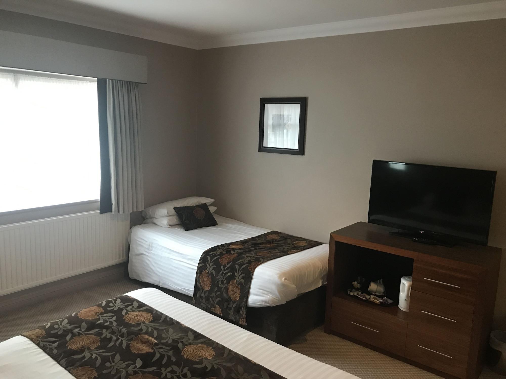Best Western Rockingham Forest Hotel Корбі Екстер'єр фото
