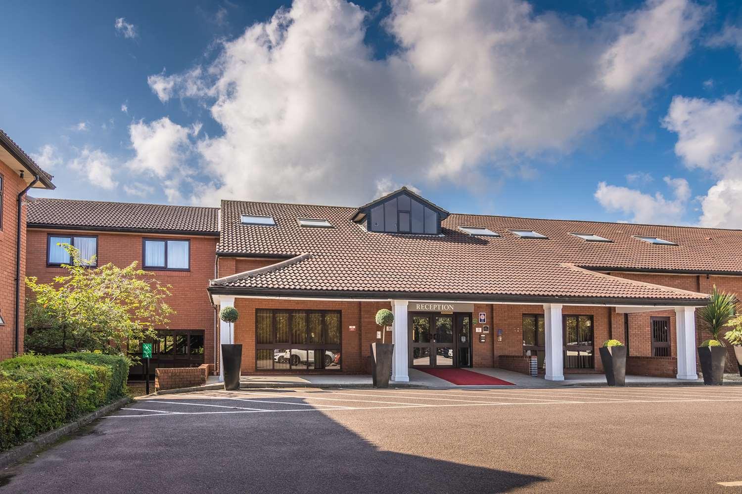 Best Western Rockingham Forest Hotel Корбі Екстер'єр фото