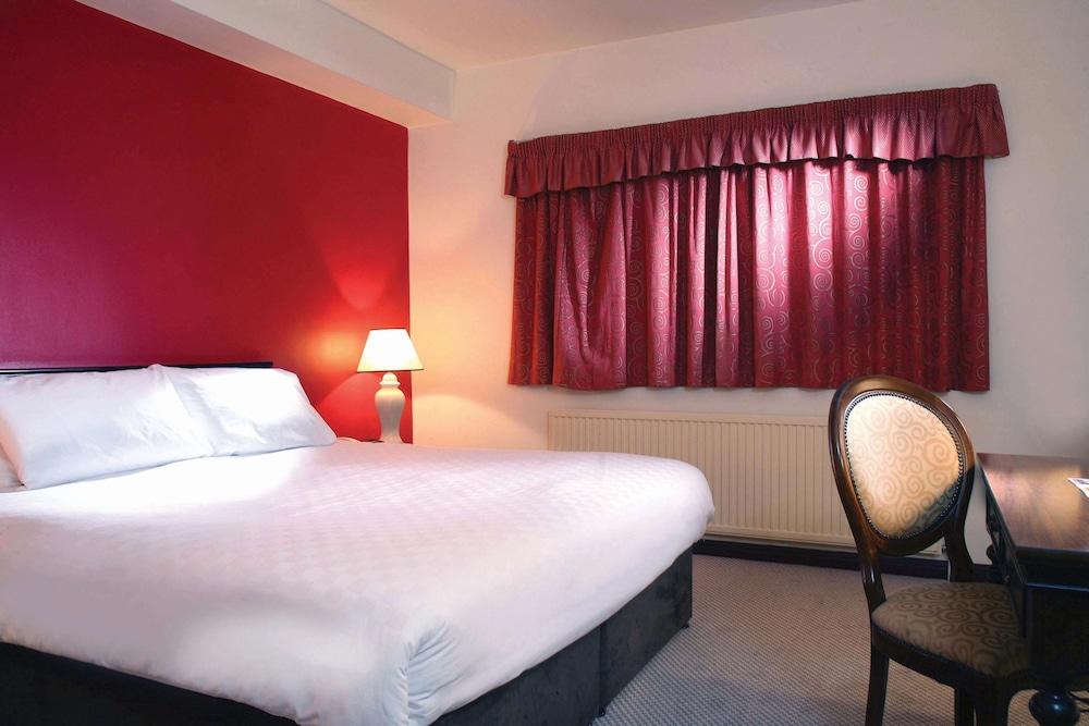 Best Western Rockingham Forest Hotel Корбі Екстер'єр фото