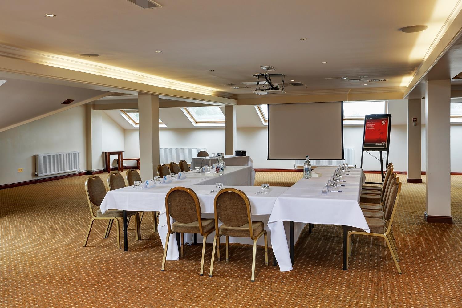 Best Western Rockingham Forest Hotel Корбі Екстер'єр фото