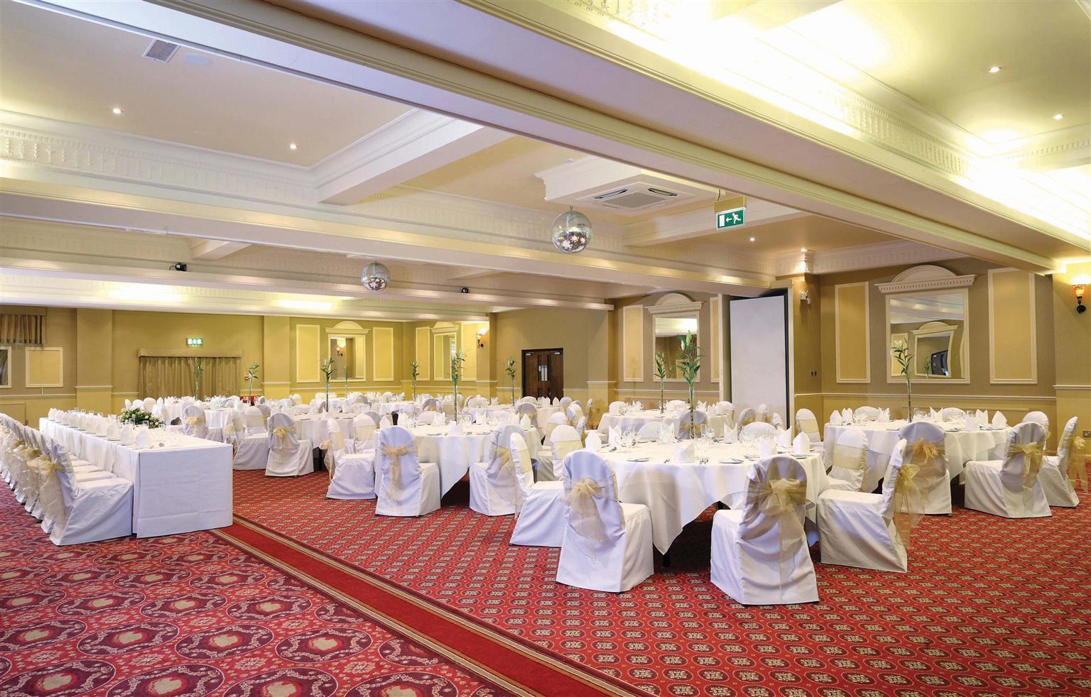Best Western Rockingham Forest Hotel Корбі Екстер'єр фото